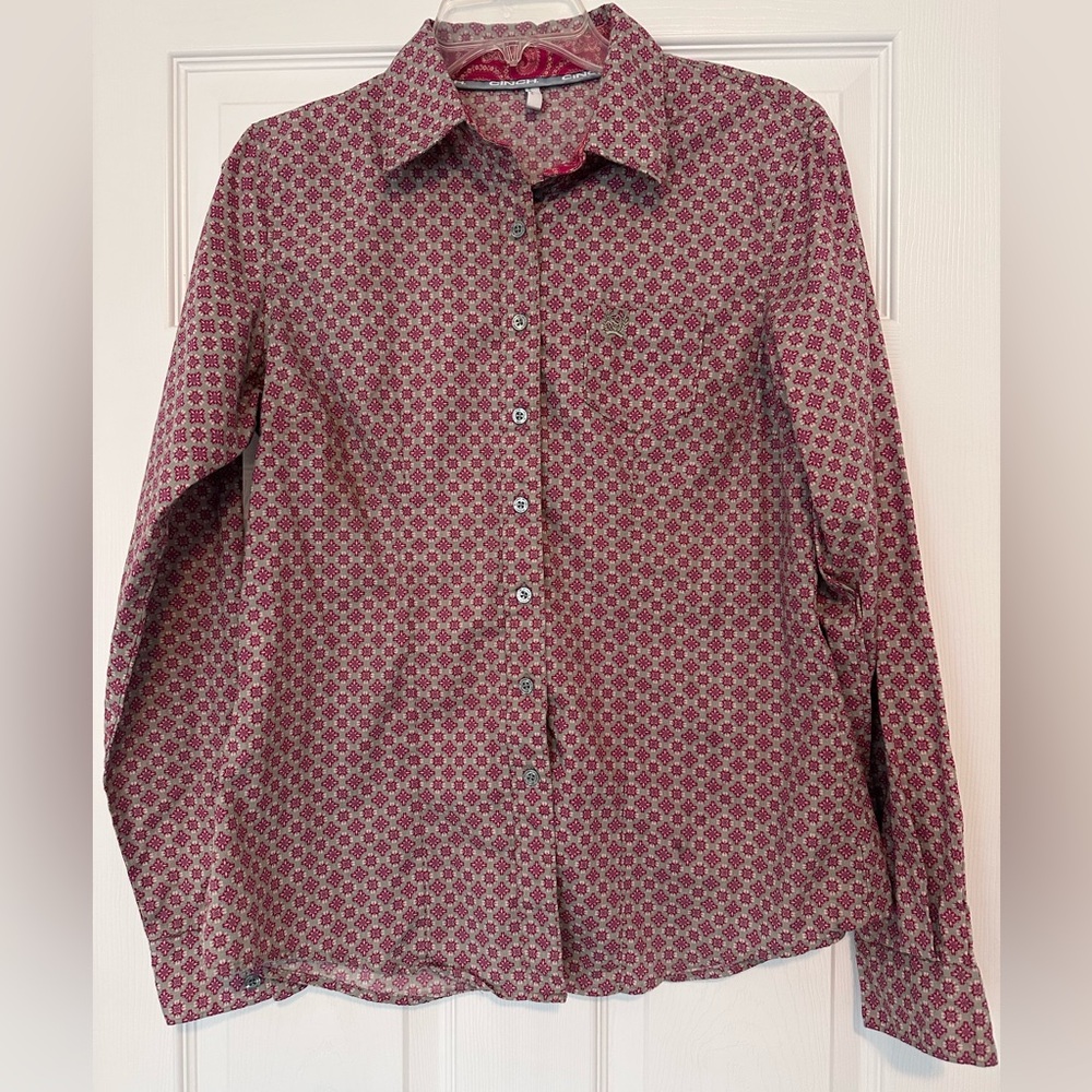 Cinch Women's Maroon Geometric Button-Down Shirt